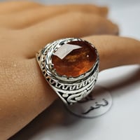 خاتم فضه تصميم فخم حجر ياقوت افريقي طبيعي لون نادر