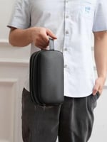 شنطة يد جلد بثلاث سحابات بقفل