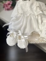 طقم بقماش الدانتيل الانيق