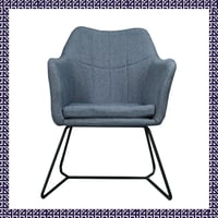 طاولة بلوت ملكية فاخرة مع كراسي