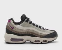 حذاء آير ماكس 95 للنساء من نايك size-41 EU