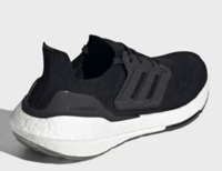 حذاء للنساء من اديداس size-36.2/3-EU