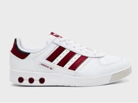 حذاء للنساء من اديداس size-42 2/3 EU