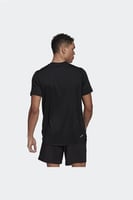 تيشرت رياضي رجالي برقبة دائرية ضيقة ولوجو على الصد...