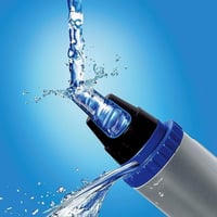 ماكينة تهذيب شعر الانف والوجه للاستخدام الرطب والج...