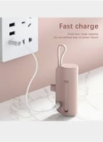 بطاريه متنقله صغيره مع منافذ متعددة يدعم الشحن الس...