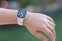 ساعه شبيه الابل