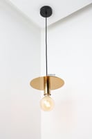 اضاءة معلقة اطار ذهبي