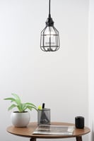 انارة معلقة شبك مغلق