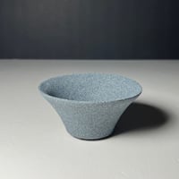 قمع حجري V60 الياباني( بدون فلتر ترشيح)