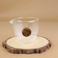 معيار زجاجي بمقبض خشبي 120