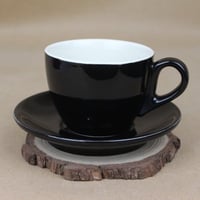 كوب قهوة اسود مع صحن 220 مل