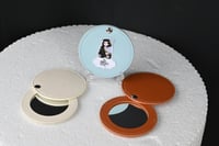 مجموعه(12) مريات جلد دايري مع اختيار ثيم من المرفق...