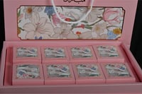 بكس الكيس 8 علب عيد مبارك مع كيس لون وردي بدون ترك...