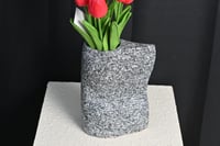 فازه برسلان مقاس 20*15سم بدون الورد