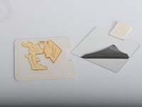 مجموعه (12) مريات جلد مع كتابة عليها حسب الطلب