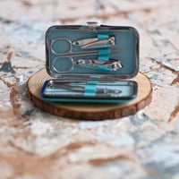 مجموعة (12) طقم العناية بالاظافر