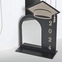 مجموعه (12) مريات استاند2025 بي قباعه تخرج مقاس 16...