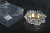 مجموعه (12) مبخرة زجاج شكل وردة بي علبة شفاف