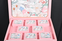 بوكس العيد بي عبارة عيد مبارك مع كيس