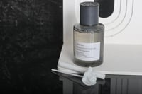 مجموعه(١٢) فواحات زجاج مع وردة وعلبة شفاف