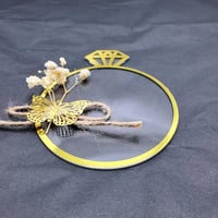 مجموعة (12) قاعده اكريلك شفاف بتزيين بدون الاستاند