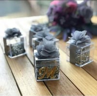 مجموعه (12) مسبحة لؤلؤ مع التنسيق ولوجو حسب الطلب