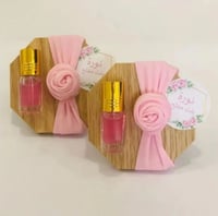 مجموعه (12) تولة عطر مع التنسيق ولوجو حسب الطلب