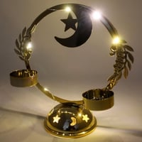 شمعدان رمضان على شكل هلال ونجمة مضيئ