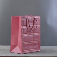 مجموعه (12) اكياس هدايا وردي مخطط ذهبي