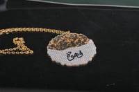 مجموعه(12) تعلقيات اكريلك (قهوه)