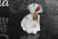 مجموعه(12) تنسيق مبخر شكل صدفة مع كتابة عبارة حسب...