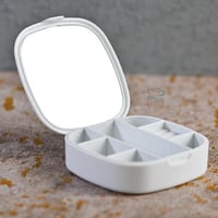 مجموعة (12) شنطة اكسسوارات بلاستيك بتصميم انيق