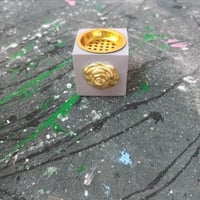 مجموعة (12) مبخرة بصمة شكل وردة في علبة شفاف