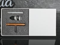 مجموعه (12) فواحات سيارة بروائح متعددة لون ذهبي