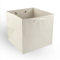 مجموعة ( 12) كيس كرتوني ابيض عرضي الشكل بقاعدة - 2...