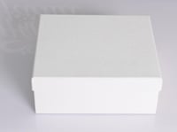 طقم فواحه مع شموع وأضاءه وكسرت عود