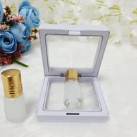 مجموعة (12) ربع تولة مسك مع استاند شفاف