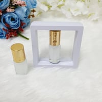 مجموعة (12) ربع تولة مسك مع استاند شفاف