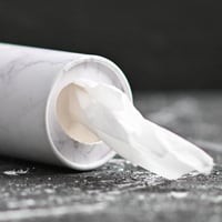 مجموعة (12) علبة مناديل اسطوانية للتوزيعات