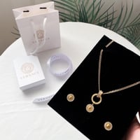 طقم نسائي أنيق ماركة فرزاتشي