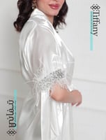 روب عروس ريش بكلفة شك