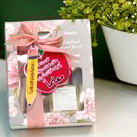 فواحة عطرية ليوم المعلم