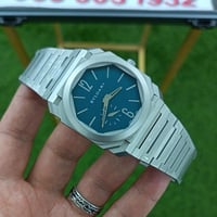 ساعة بولغاري أوكتو فينيسيمو فيروزي