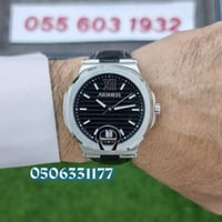 ساعة أقنر تافيانو