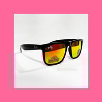 ري بان نظارة شمسية R30