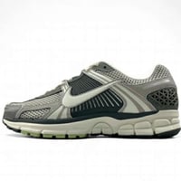 Nike Air Zoom Vomero 5