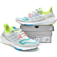 Adidas Ultra Boost 22