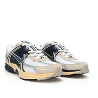 Nike Air Zoom Vomero 5