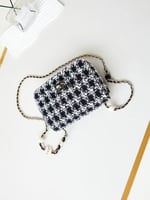 شنطة كلاسيك فلاب شانيل Chanel Classic Flap